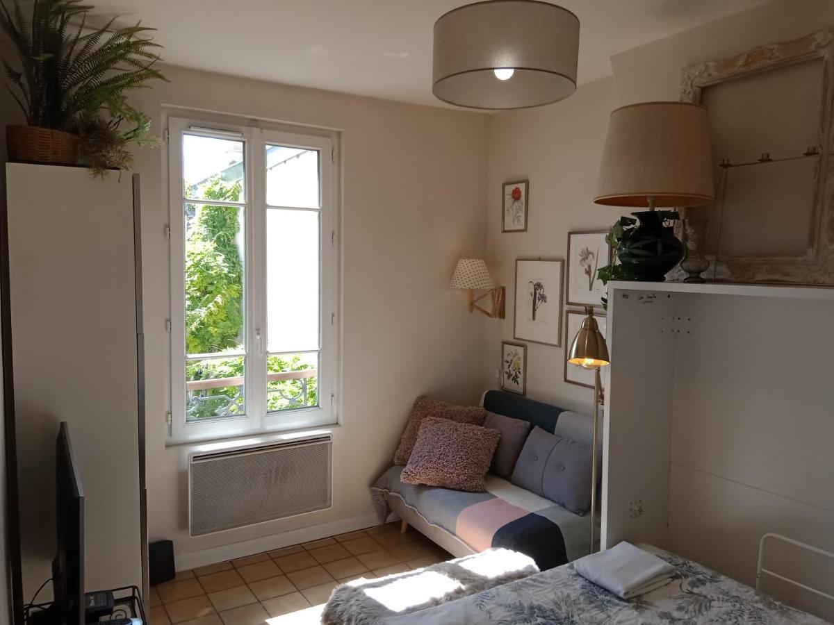 Paris Authentic House Small, Bright And Calm Studio Exterior foto